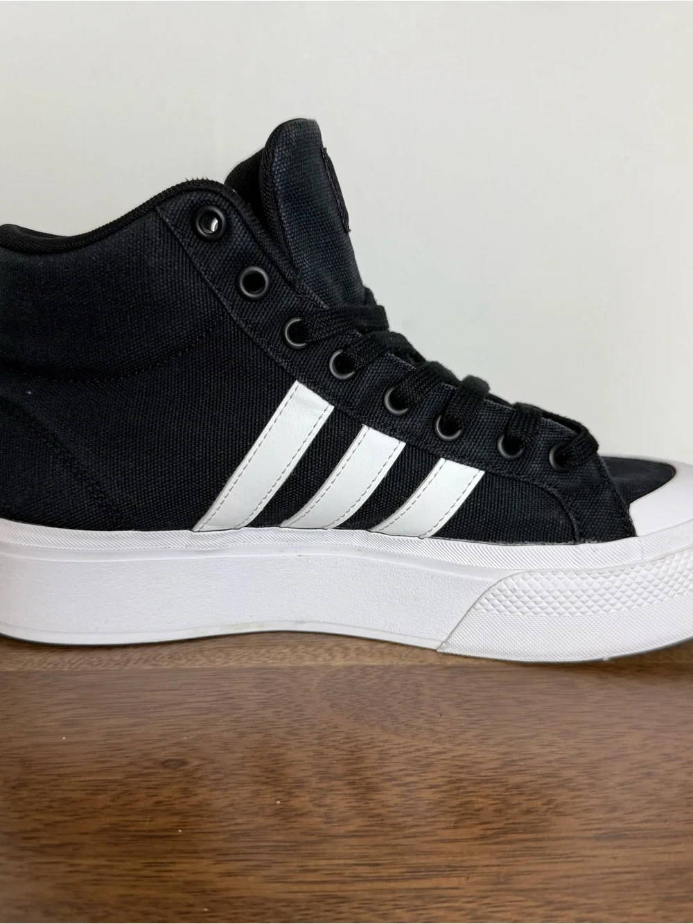Adidas Bravada 2.0 Platform Mid Black White High Top Sneakers Women’s Size 8